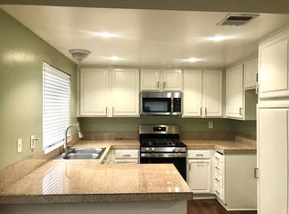 11072 Sharp Ave UNIT A, Mission Hills, CA 91345