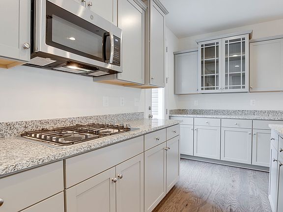 Ample cabinet space