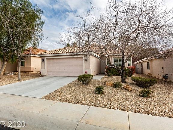 3rd image of 2289 Dakota Sky Ct