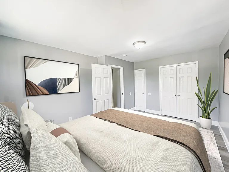 Green Park Apartments — Photo 6