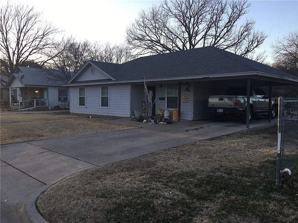 2nd image of 404 Williams Ave