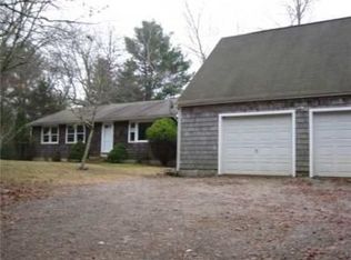 33 Sand Hill Rd, Charlestown, RI 02813