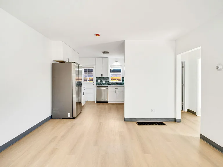 4851 W 11th Ave — Photo 14