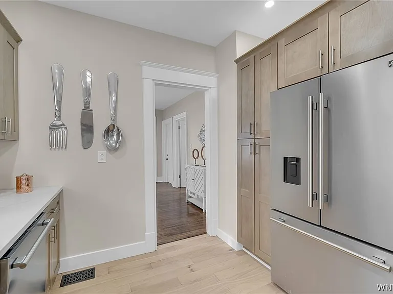 501 West Ave — Photo 14