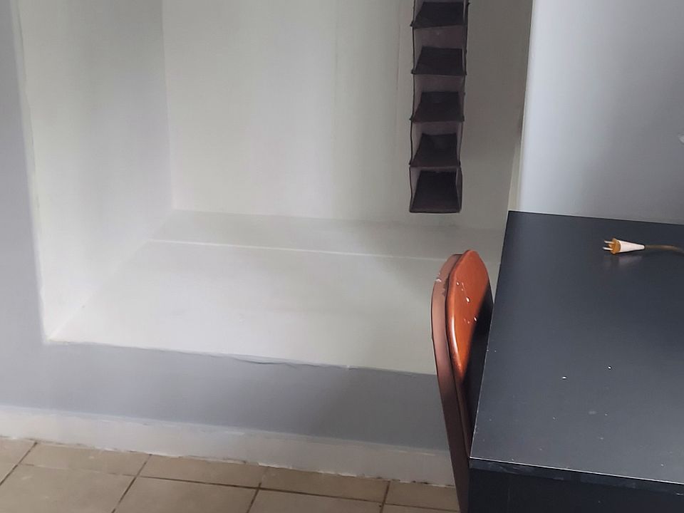 2nd image of 1725 Machado St #1