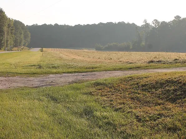 307 Williams White Rd, Zebulon, NC 27597