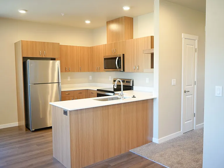 Autumn Woods Apartments — Photo 24
