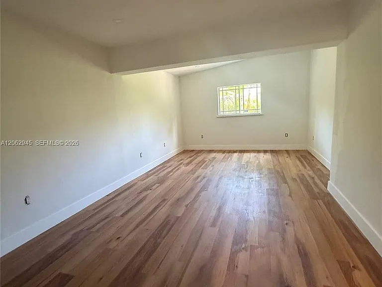 1532 Trillo Ave — Photo 8