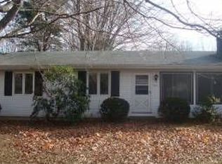 98 Mungertown Rd, Madison, CT 06443