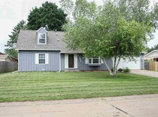 1604 W 3rd St, Coal Valley, IL