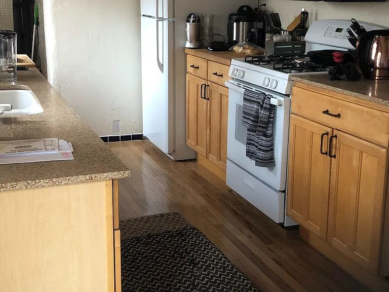 1028 Quincy St SE #A — Photo 5