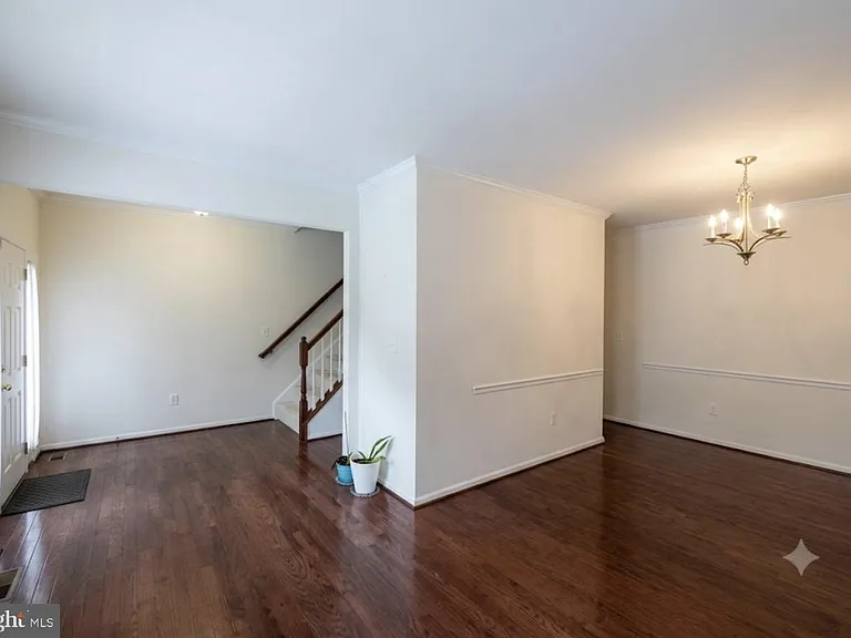 8268 Linblake Ct — Photo 4