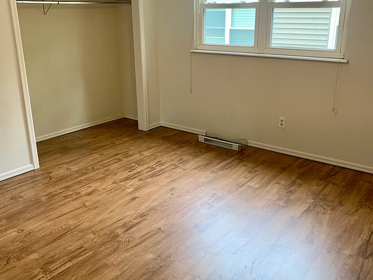 3112 W Westport Rd — Photo 4