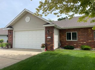 1107 Eastwood Ave, Marshall, MN 56258