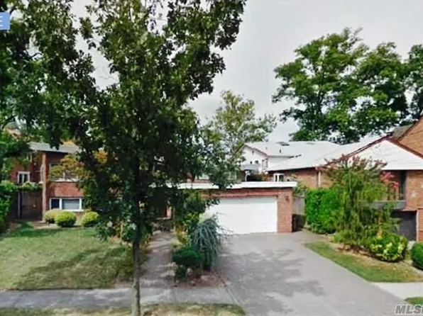 162-15 14th Avenue image 1 of 3