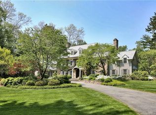 39 Red Coat Rd, Westport, CT 06880