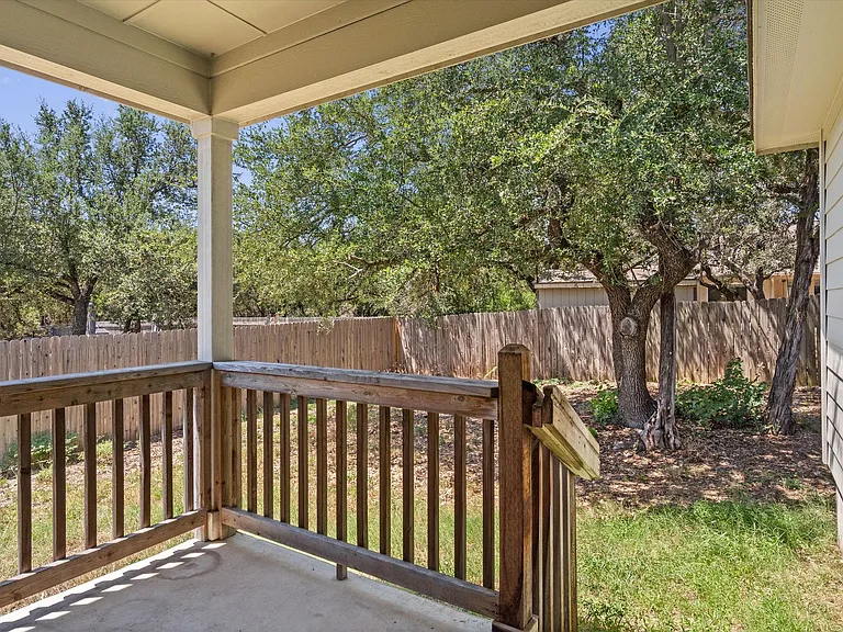 3906 Crockett Ave — Photo 31