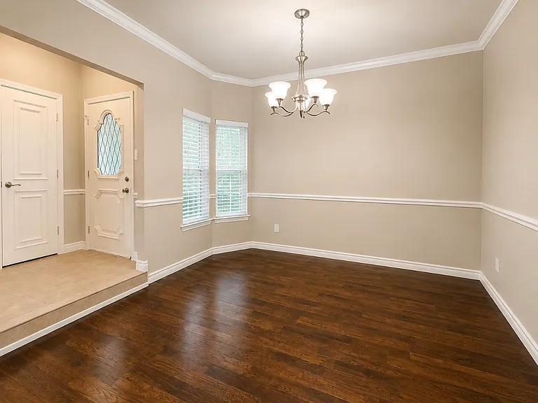 133 Springhill Dr — Photo 9