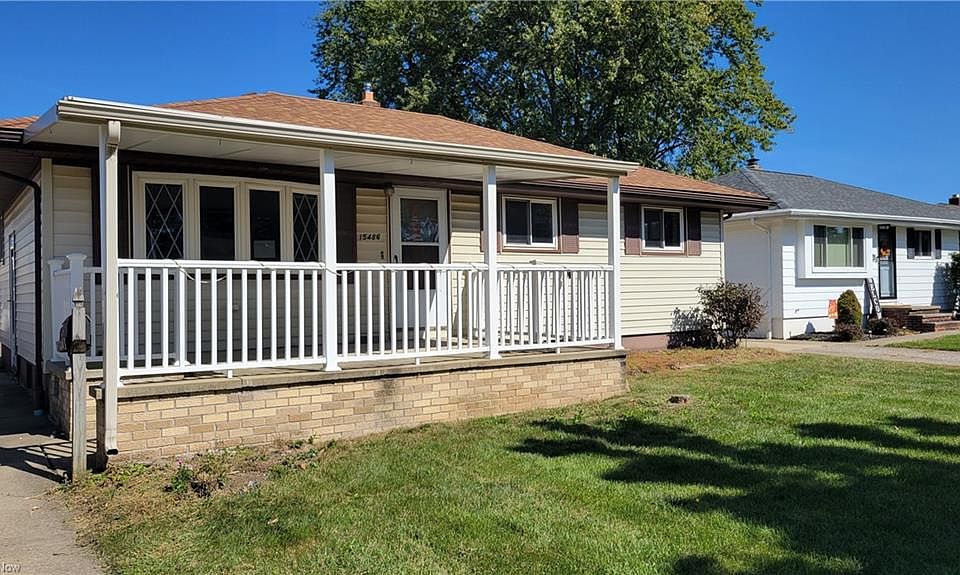 1st image of 15486 Birchcroft Dr