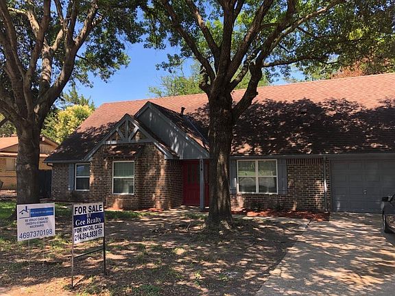 3rd image of 514 Park Ln