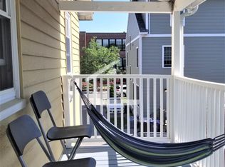 203 Everett St #222, Allston, MA 02134