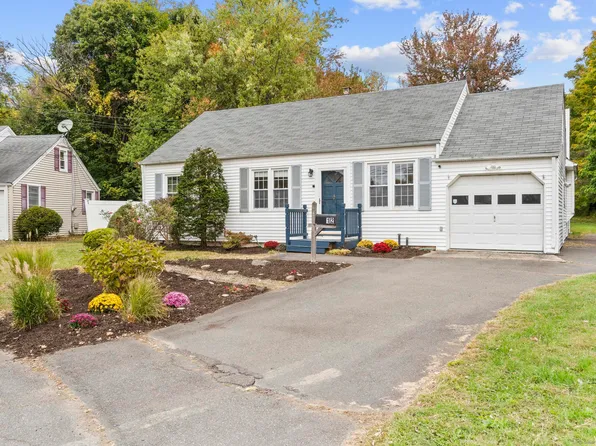 12 Crescent Drive, Danbury, CT 06810