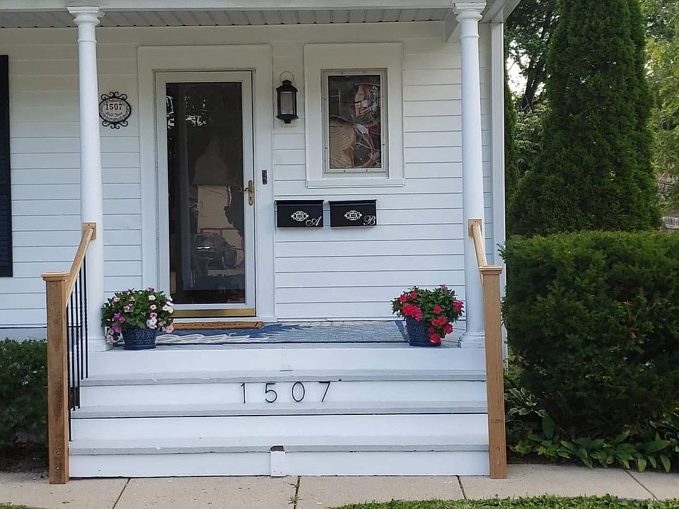 1st image of 1507 N Green St #2