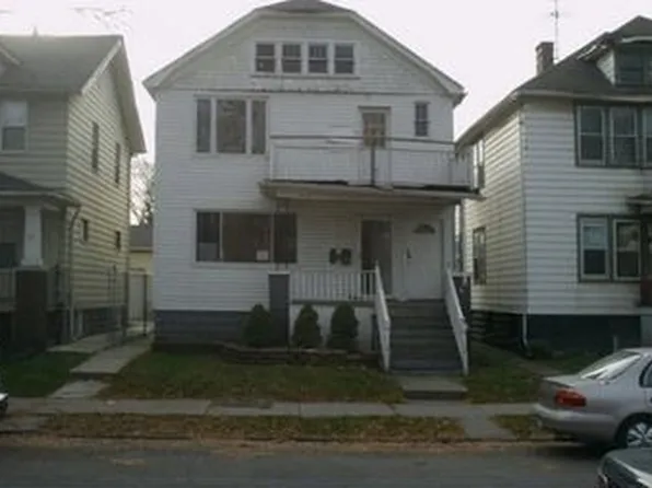 9187 Longworth St, Detroit, MI 48209