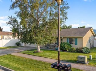 1803 N Windrose Ct, Post Falls, ID 83854