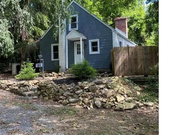 1349 E Susquehanna St, Allentown, PA 18103