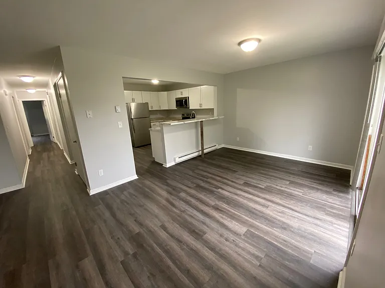 366 S Pearl St — Photo 10