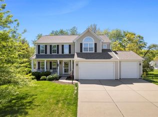 4308 Grandview Dr, Gibsonia, PA