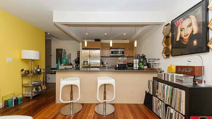 Rented by Nooklyn NYC LLC | media 41