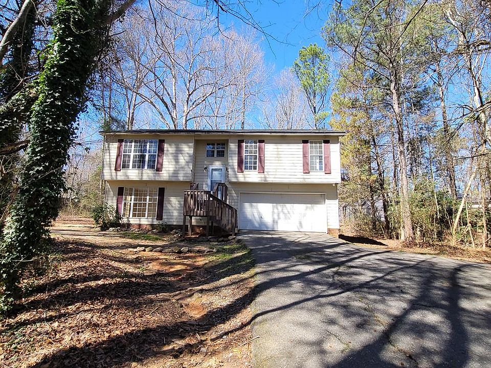 1st image of 1492 Douglas Dr
