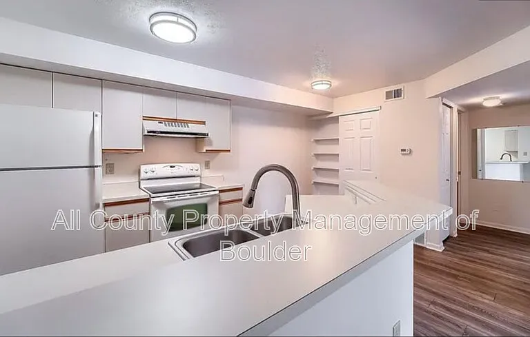 70 S Boulder Cir #7022 — Photo 9