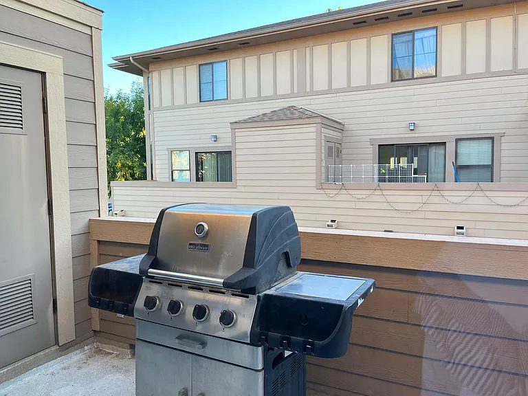 718 S Beck Ave — Photo 6