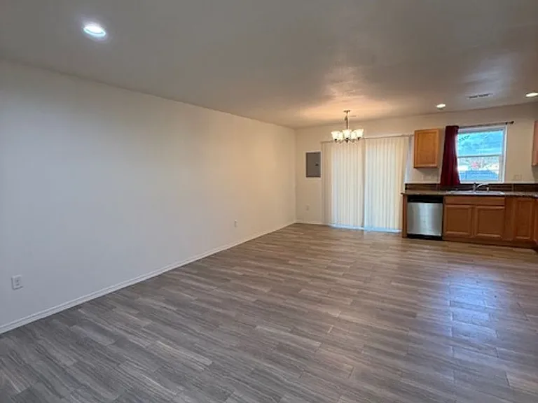 1340 Shaker Place — Photo 14