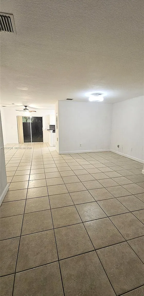 Bella Colina Condo — Photo 2