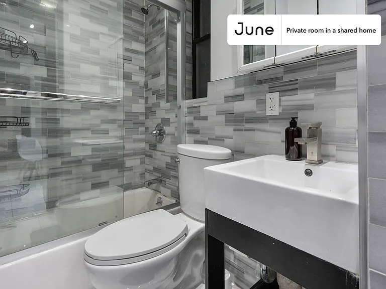 207 W 109th St #B — Photo 7