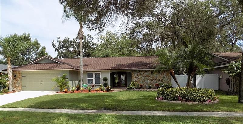 1st image of 842 Winding Oaks Dr
