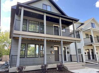 607 12th Ave SE #2, Minneapolis, MN 55414