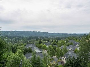 2350 Falcon Dr, West Linn, OR