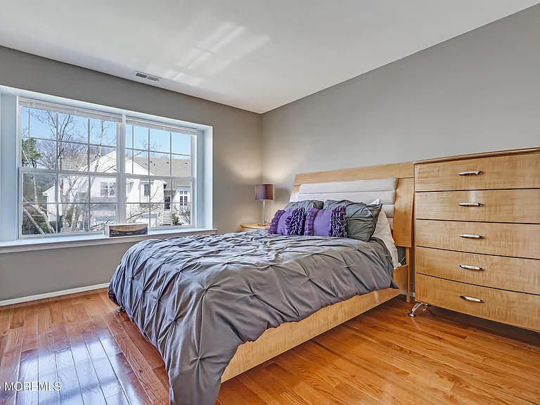 256 Tennis Ct — Photo 19