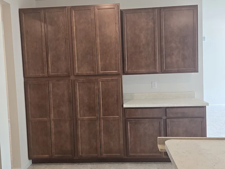 140 Sterling Dr — Photo 6