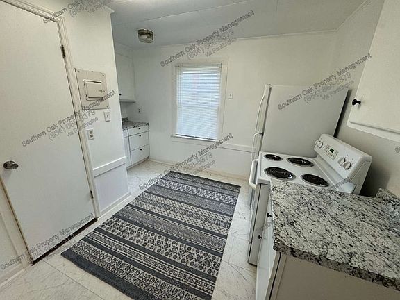 4th image of 512 Johnson St #B