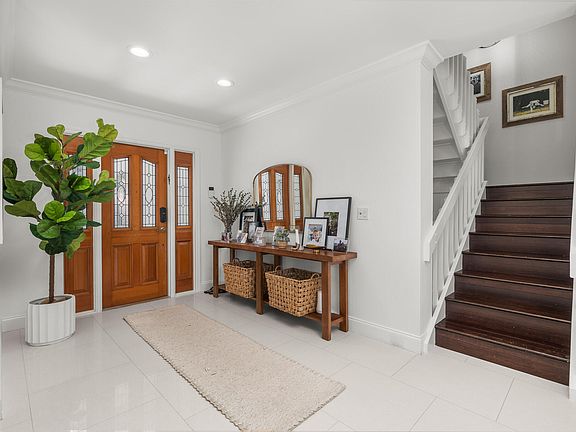 5th image of 23173 L'Ermitage Circle