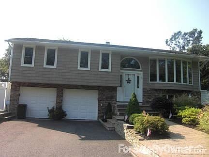 1st image of 92 Claridge Ln