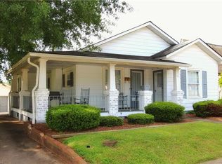 111 W Decatur St, Madison, NC 27025