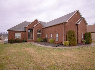 1055 Carrs Creek Blvd, Greenbrier, TN 37073