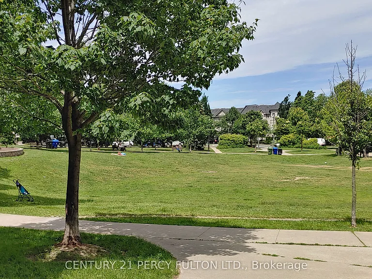 28 Harrison Garden Blvd #709 — Photo 22